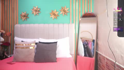 Snapshot of katlyn_martins chatting on December 3, 2025, 7:01 pm K A T L Y N online show from December 3, 2025, 7:01 pm