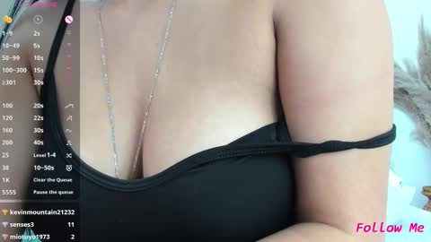 Snapshot of katriana_sex chatting on February 23, 2025, 10:31 pm  Katriana  online show from February 23, 2025, 10:31 pm