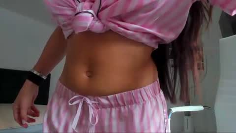 Snapshot of katrin_fit chatting on June 23, 2026, 6:00 am Katrin online show from June 23, 2026, 6:00 am