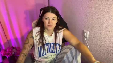   naked in pvt show 100 tk online show from October 19, 2025, 12:28 pm