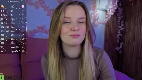 Snapshot of katrina_bail chatting on December 5, 2025, 1:36 am Katrina Bail online show from December 5, 2025, 1:36 am