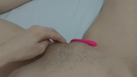 Snapshot of katrinna_arinna chatting on January 13, 2025, 7:53 pm katrina dont forget to give me thumbs up online show from January 13, 2025, 7:53 pm