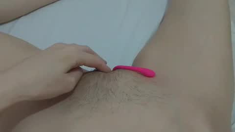 Snapshot of katrinna_arinna chatting on January 19, 2025, 1:53 am katrina dont forget to give me thumbs up online show from January 19, 2025, 1:53 am