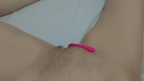 Snapshot of katrinna_arinna chatting on January 22, 2025, 6:42 am katrina dont forget to give me thumbs up online show from January 22, 2025, 6:42 am