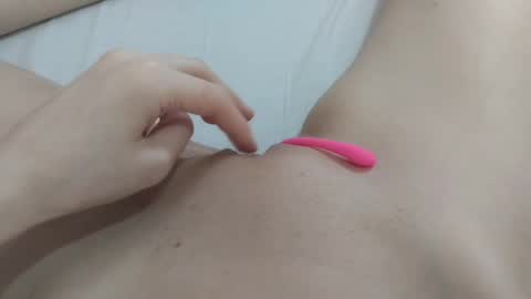 Snapshot of katrinna_arinna chatting on January 27, 2025, 7:14 am katrina dont forget to give me thumbs up online show from January 27, 2025, 7:14 am