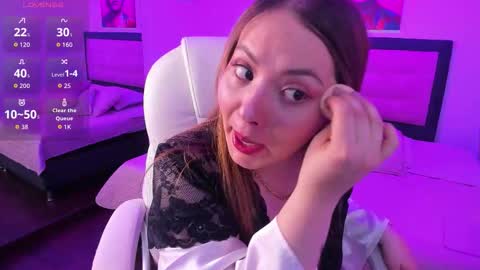 Snapshot of katte_adams chatting on December 2, 2025, 1:17 pm katte_adams online show from December 2, 2025, 1:17 pm