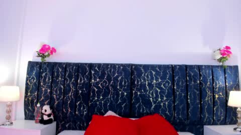 Snapshot of katte_landerr chatting on May 17, 2026, 1:07 pm Katte online show from May 17, 2026, 1:07 pm