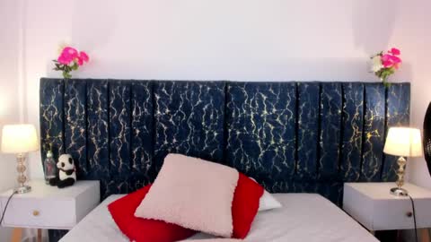 Snapshot of katte_landerr chatting on May 24, 2026, 12:54 pm Katte online show from May 24, 2026, 12:54 pm