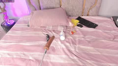 Katerine online show from October 8, 2025, 3:37 am