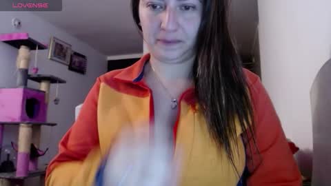 Snapshot of kattie_love chatting on November 11, 2025, 4:34 am kattie online show from November 11, 2025, 4:34 am