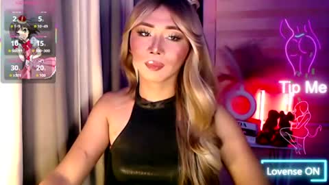 Snapshot of kattiecurrent chatting on June 23, 2026, 12:03 pm Saisy online show from June 23, 2026, 12:03 pm