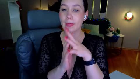 Goddess Katy            VACATION  online show from January 7, 2026, 12:57 am