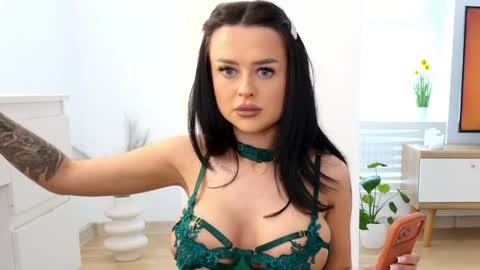Katty Perry online show from May 28, 2026, 2:14 pm