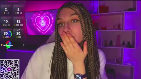 Olivia online show from April 20, 2026, 6:31 pm