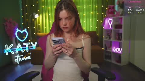 Katy      -    online show from March 9, 2025, 4:05 am