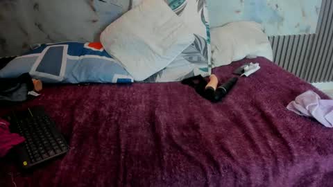 katherin online show from December 2, 2024, 7:16 pm