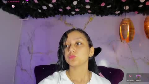 Snapshot of katy_sweet19 chatting on April 26, 2026, 10:46 am Katy online show from April 26, 2026, 10:46 am