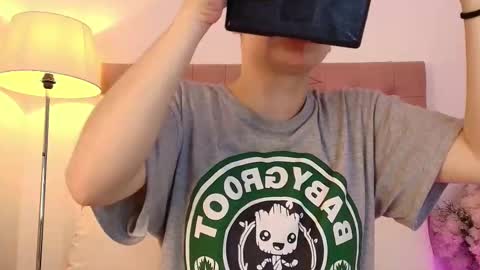 Katy Van online show from February 21, 2025, 5:24 am