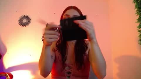 Katy Van online show from November 30, 2025, 9:30 pm