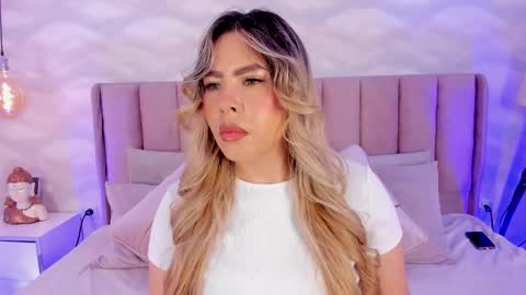 Snapshot of katya_blonde chatting on November 20, 2025, 12:27 pm katya_blonde online show from November 20, 2025, 12:27 pm