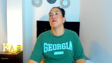 Snapshot of katyajhonss chatting on April 21, 2026, 10:12 pm KATYAJHONSS online show from April 21, 2026, 10:12 pm