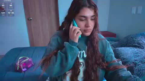 Snapshot of katybloom_ chatting on July 29, 2026, 7:01 pm online show from July 29, 2026, 7:01 pm