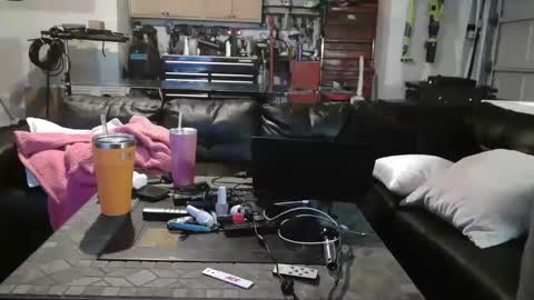 katycouple2003 online show from March 2, 2025, 9:53 am