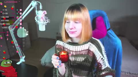 Snapshot of kawaii_power_uwu chatting on January 24, 2025, 3:24 pm Kira-chan  online show from January 24, 2025, 3:24 pm