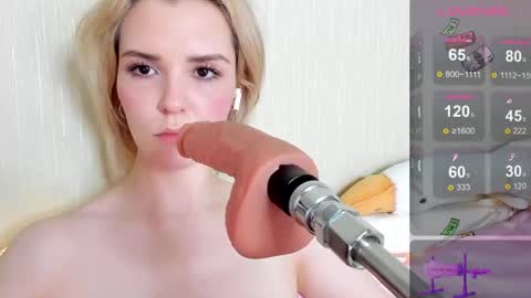 Snapshot of kaya_devis chatting on February 3, 2025, 8:02 am KAYA online show from February 3, 2025, 8:02 am