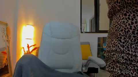 Snapshot of kaya_kiss chatting on June 24, 2026, 5:28 am Kaya online show from June 24, 2026, 5:28 am