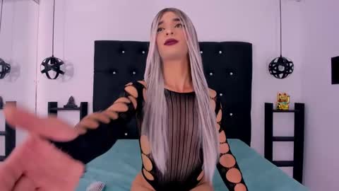 Cattleya stone online show from January 11, 2025, 6:14 am