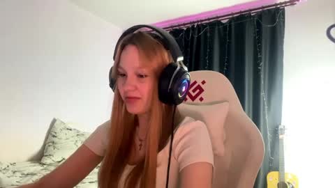 Amia online show from April 15, 2026, 7:58 pm