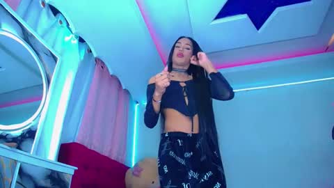 kayla_sexx online show from June 8, 2026, 1:20 am