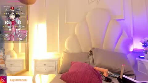 kaylachannell online show from December 22, 2025, 3:47 am