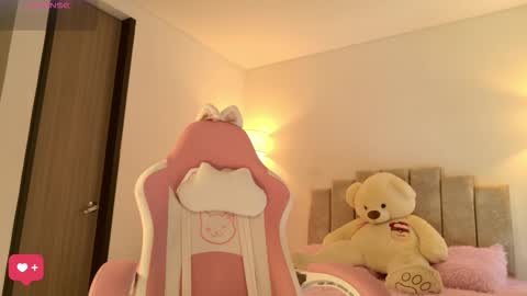 Snapshot of kaylacollins1 chatting on September 22, 2025, 5:59 pm Kayla online show from September 22, 2025, 5:59 pm