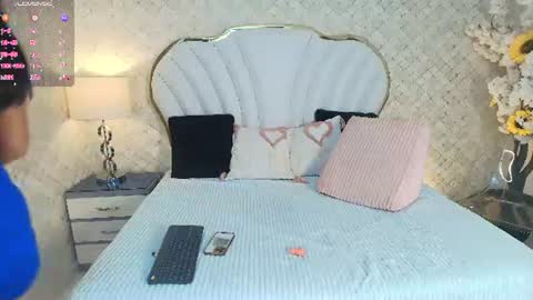 Snapshot of kayladavies_ chatting on June 17, 2026, 9:38 pm kayladavies_ online show from June 17, 2026, 9:38 pm