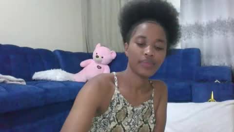 kaylar online show from November 30, 2025, 2:59 am