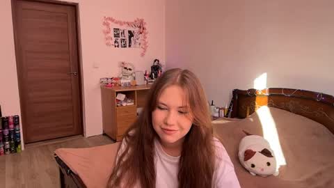 Snapshot of kaylawulfing chatting on May 16, 2026, 2:27 pm Nyelle online show from May 16, 2026, 2:27 pm