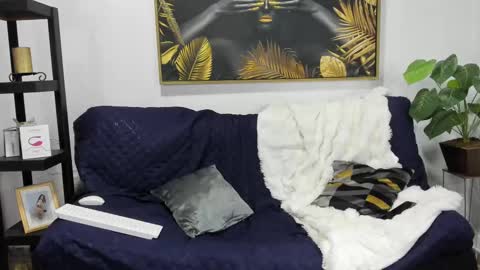 Snapshot of kayle_love_hot chatting on October 3, 2025, 5:43 pm Kayle online show from October 3, 2025, 5:43 pm