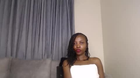 Snapshot of kayleeeee_ee chatting on May 15, 2026, 2:40 am Kaylee online show from May 15, 2026, 2:40 am