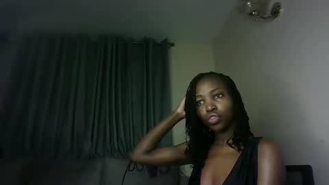Snapshot of kayleeeee_ee chatting on May 20, 2026, 3:02 am Kaylee online show from May 20, 2026, 3:02 am