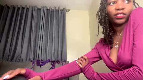 Snapshot of kayleeeee_ee chatting on May 21, 2026, 6:37 pm Kaylee online show from May 21, 2026, 6:37 pm