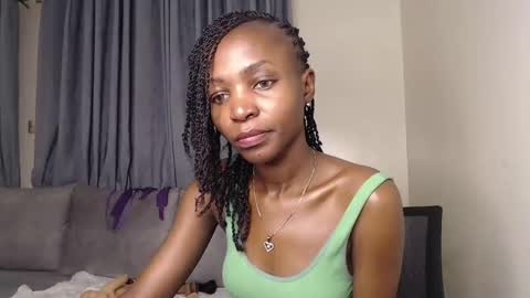Snapshot of kayleeeee_ee chatting on May 26, 2026, 3:52 pm Kaylee online show from May 26, 2026, 3:52 pm