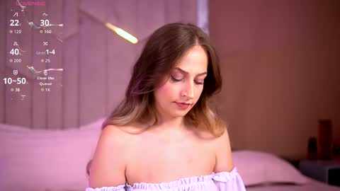 Kayleeflynn online show from December 16, 2025, 8:36 pm