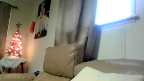 kaylee kakes online show from November 15, 2025, 7:54 pm