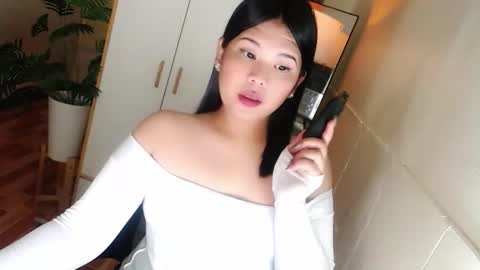 Y O U R        F U T U R E       K A Y L E E  online show from January 6, 2026, 4:21 pm