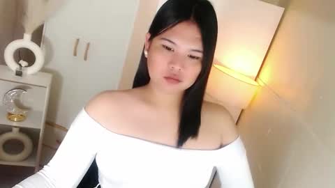 Y O U R        F U T U R E       K A Y L E E  online show from February 6, 2026, 1:21 am