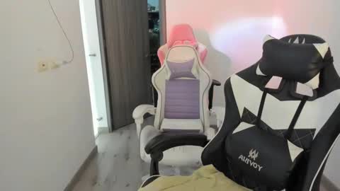 kaylie online show from February 10, 2026, 2:43 pm