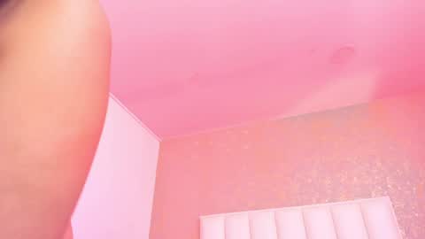 kayliebrooks online show from April 6, 2026, 7:04 pm