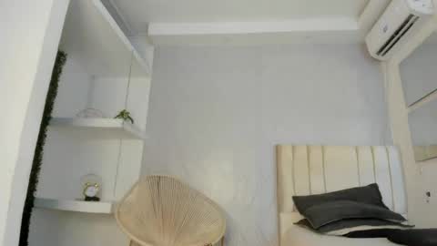 Snapshot of kayna_gomez chatting on May 10, 2026, 5:29 pm Kayna online show from May 10, 2026, 5:29 pm
